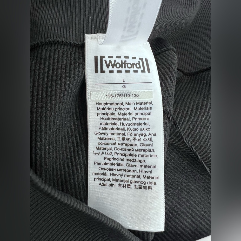 Wolford Athleisure Biker Shorts Black Large (L) 61402 NWT $156 - Picture 6 of 13